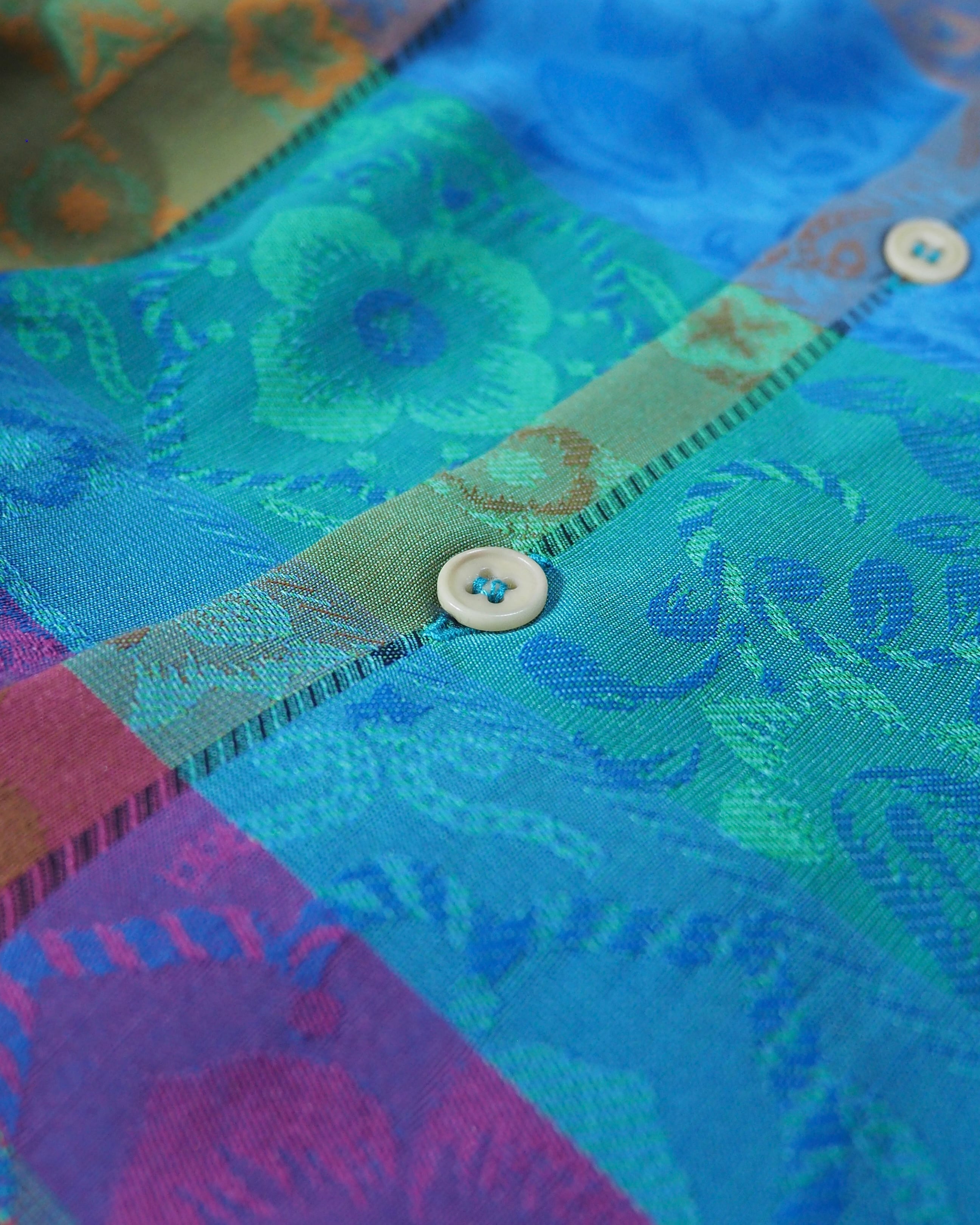 " Made in Italy " Multi color Block × Beautiful Flower Embroidery vintage Open collar Shirt