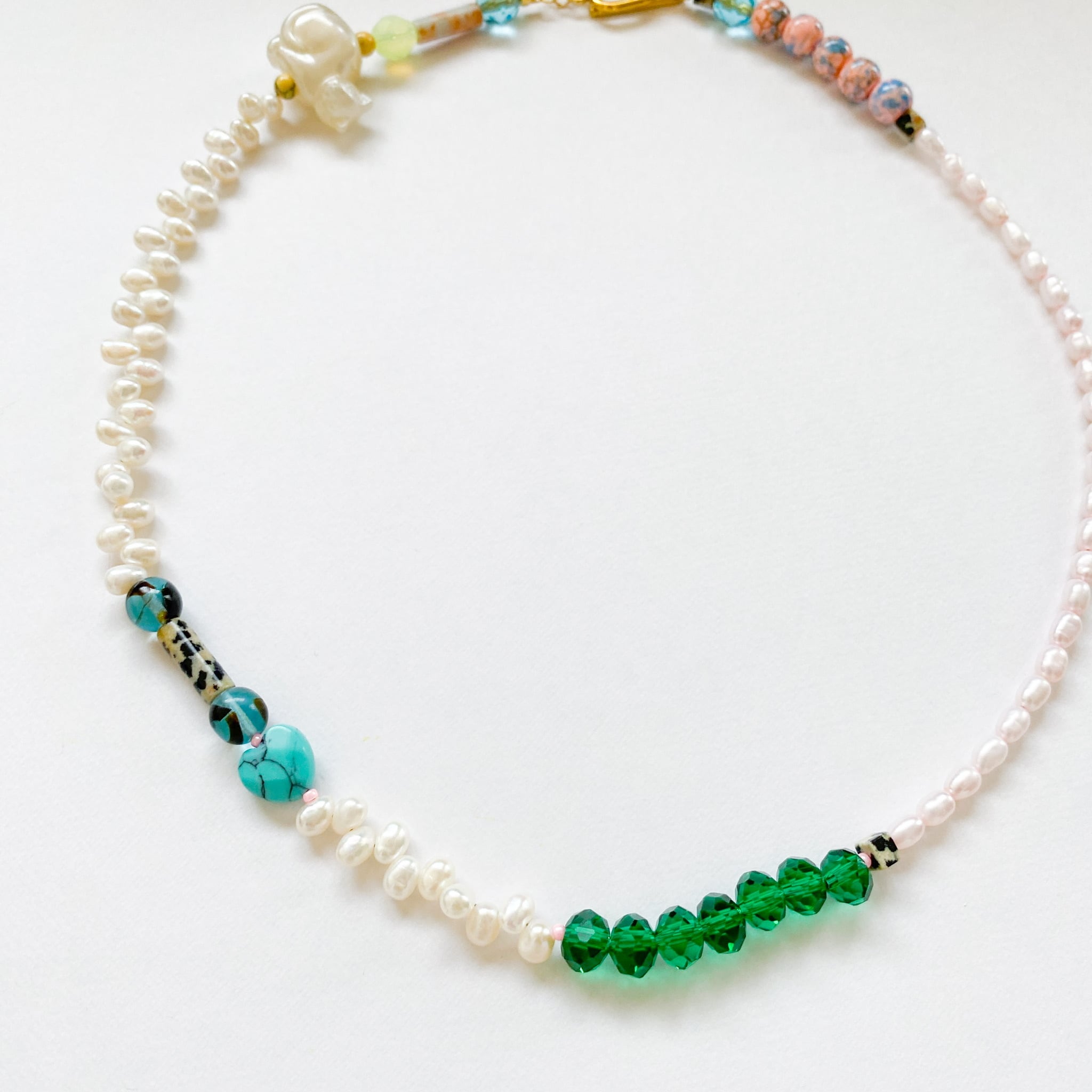 淡水パールとビーズのネックレス