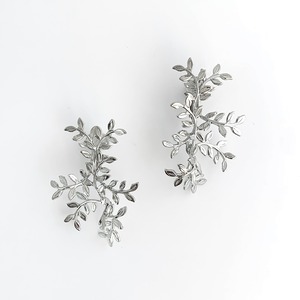 KODACHIイヤリング&ピアス【TER-229-SI】