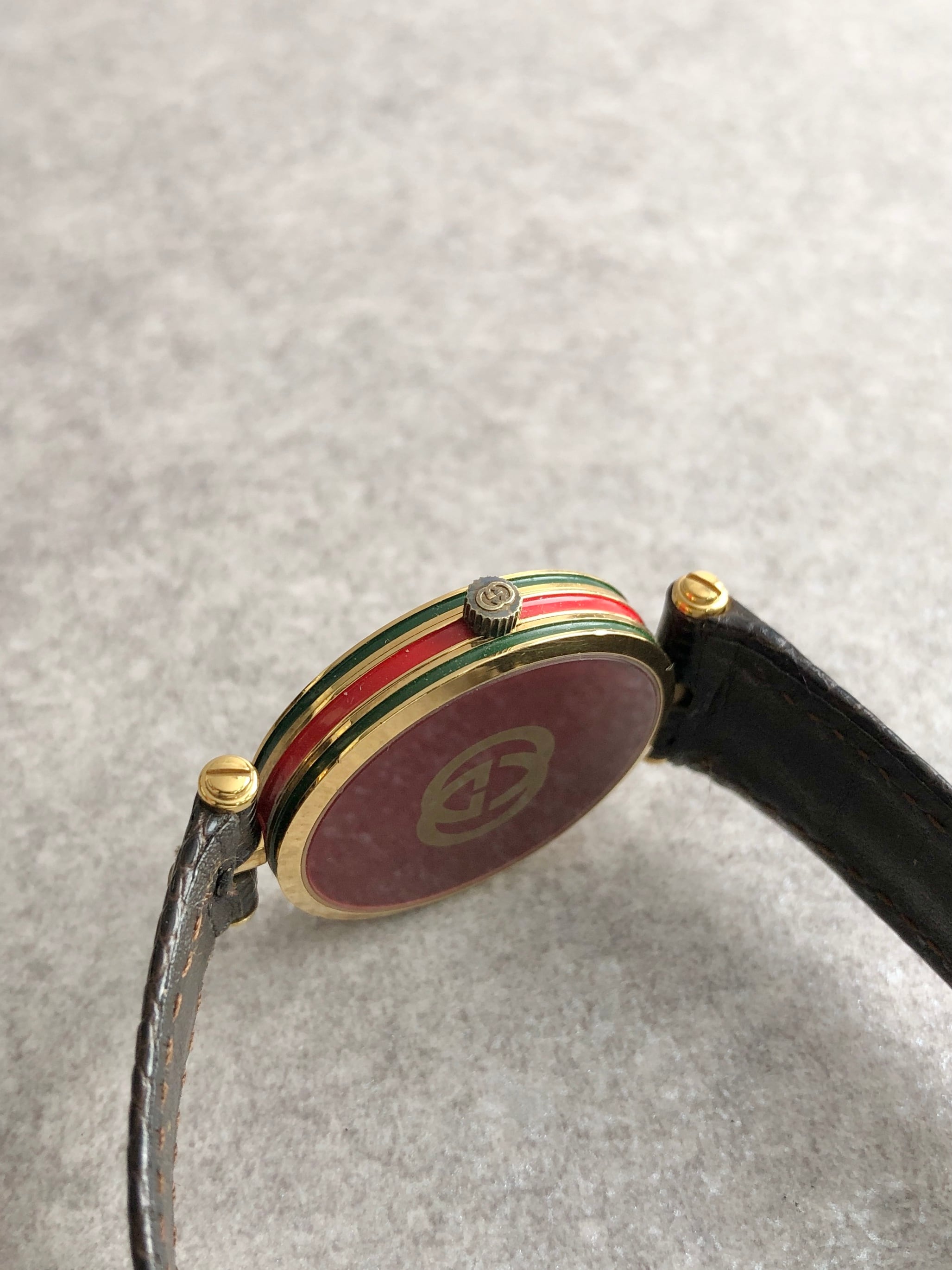 GUCCI グッチ 腕時計 ブラウン レザー クウォーツ vintage