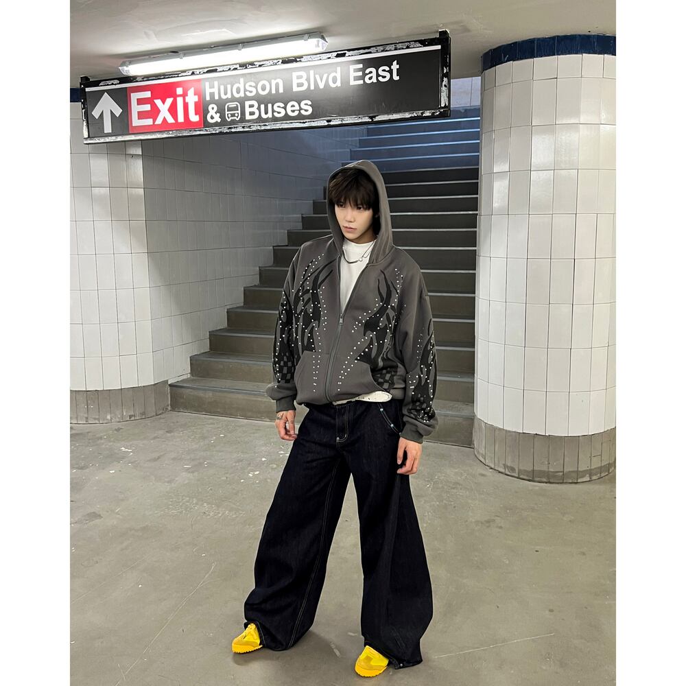 ストリート フレイム ダイヤ ジップパーカー T1890 | wshot