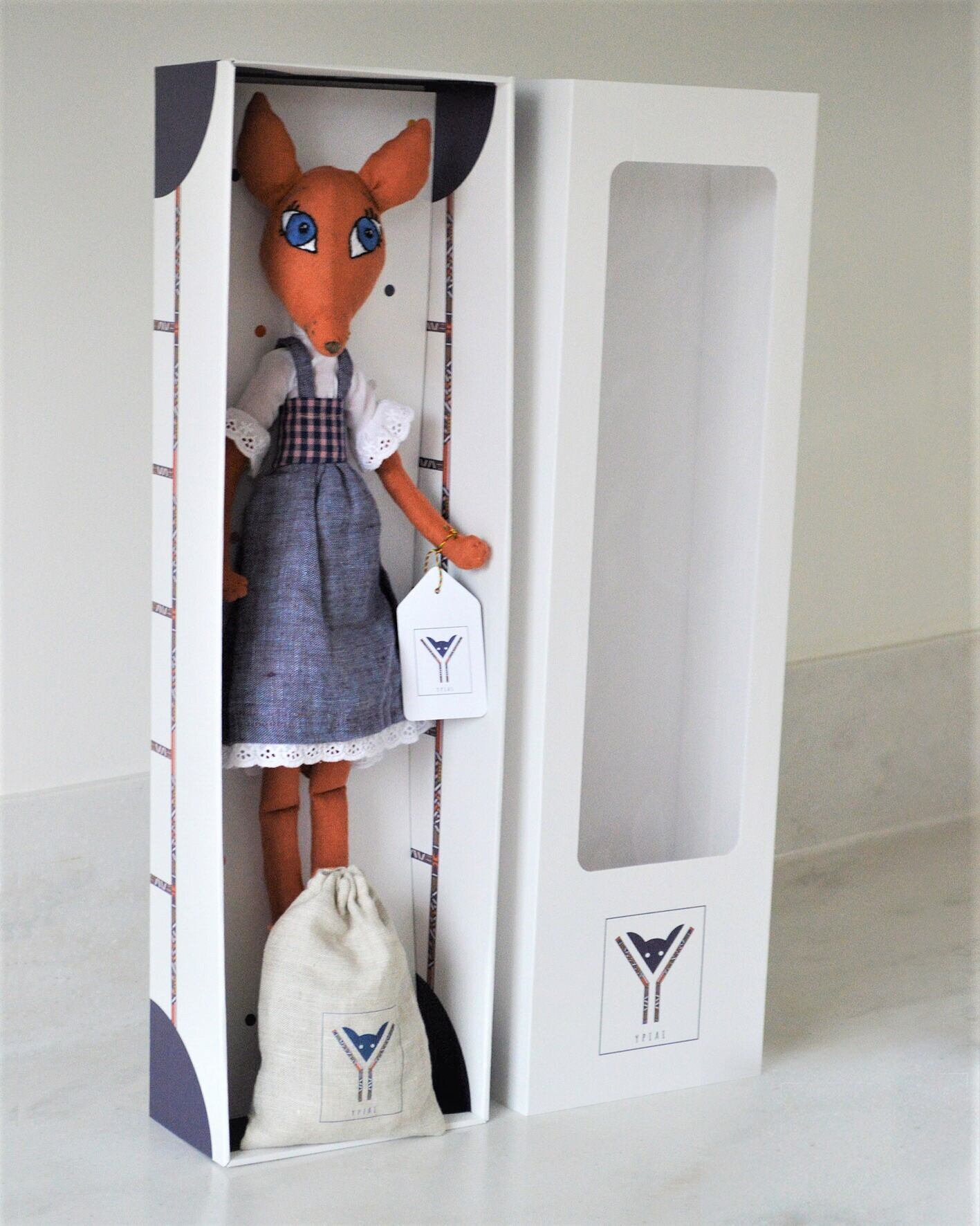 展示品】キツネのČikė～ 人形作家のハンドメイド～創作玩具・知育