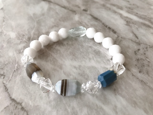 ストライプブルーオパールとアクアマリンのブレスレット/Stripe blue opal × Aquamarine Bracelet