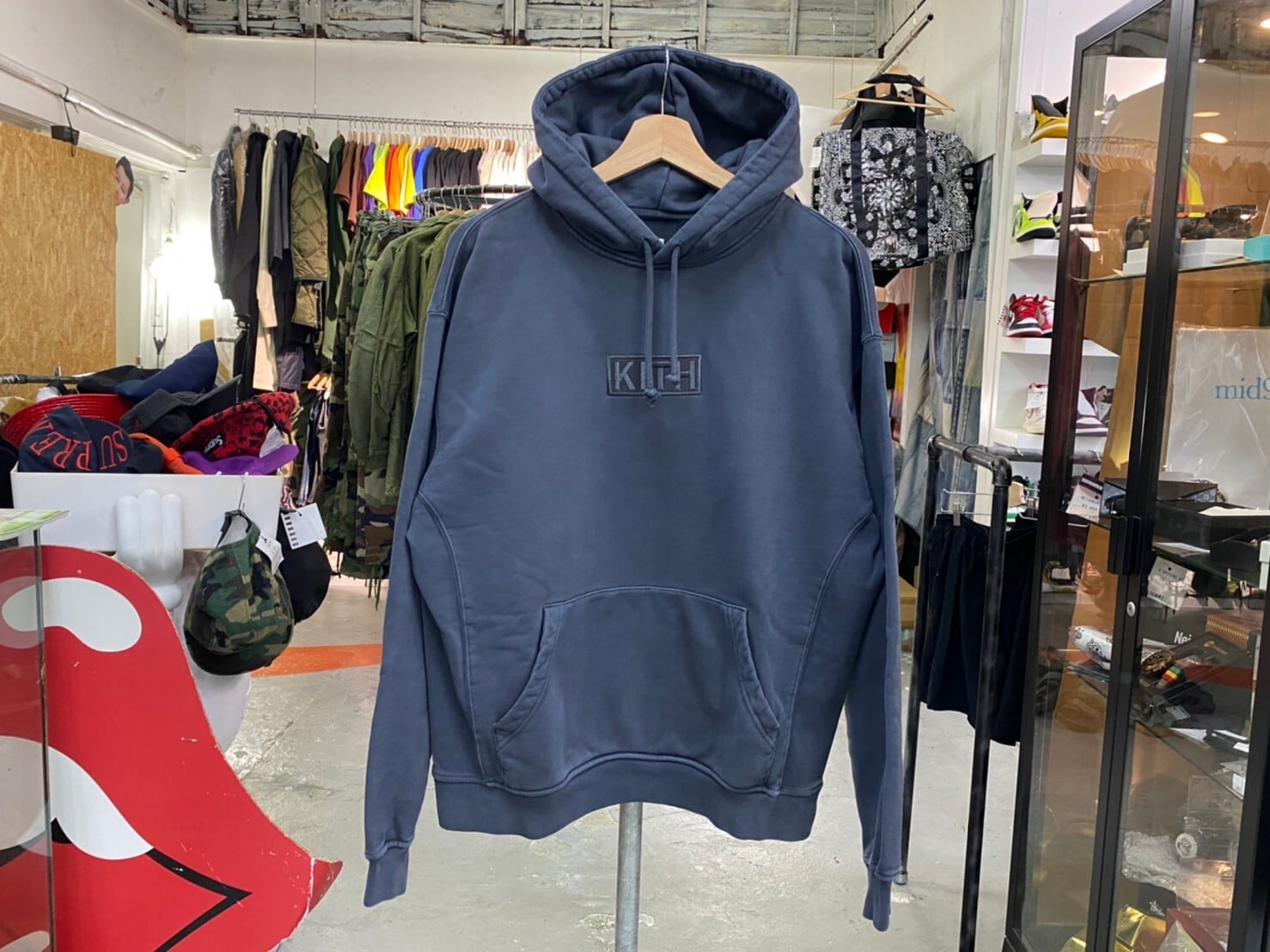 KITH WILLIAMS III HOODIE SMALL NAVY KH2559 60212 | BRAND BUYERS OSAKA