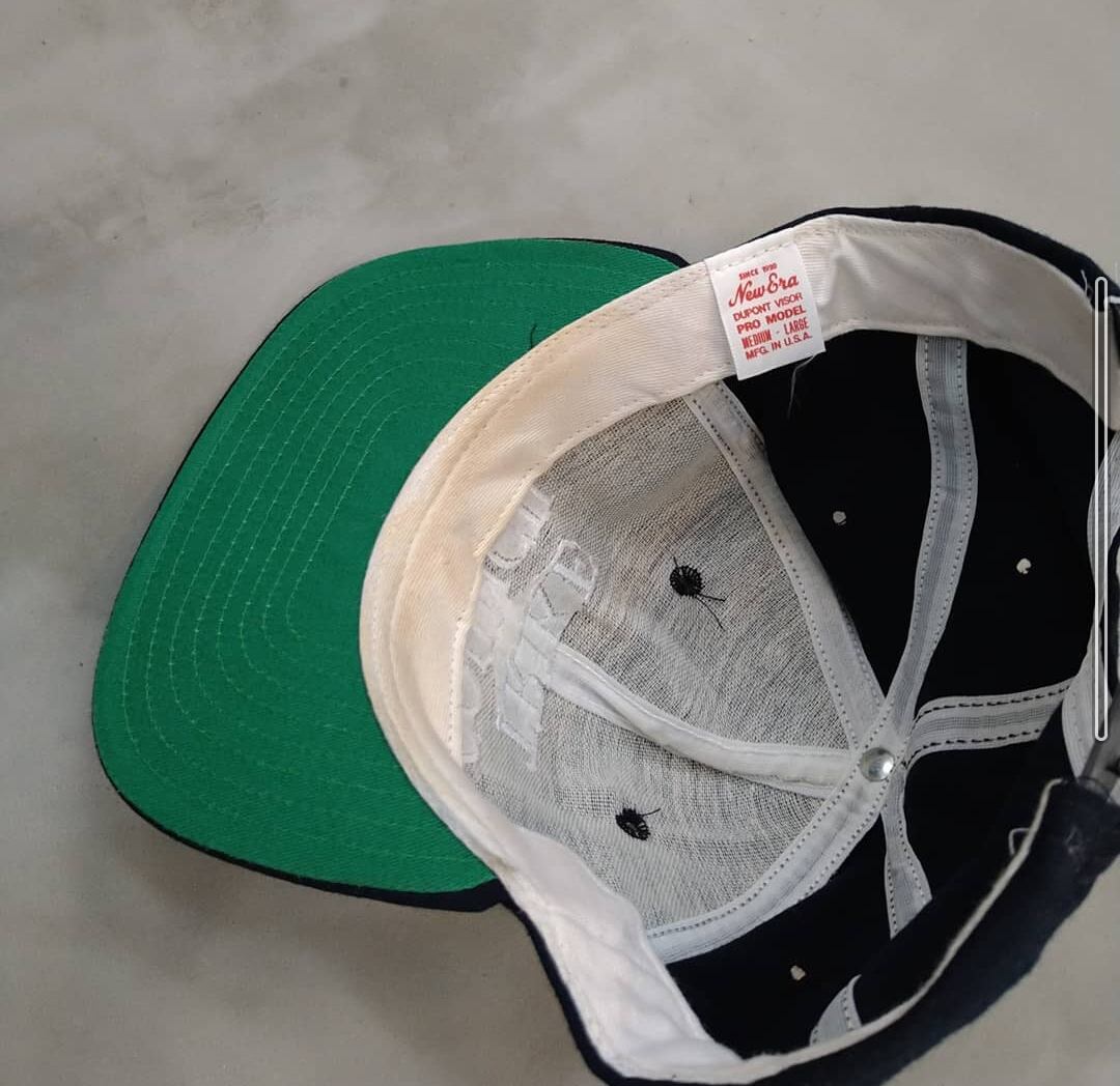 90s new era snap back cap | What'z up