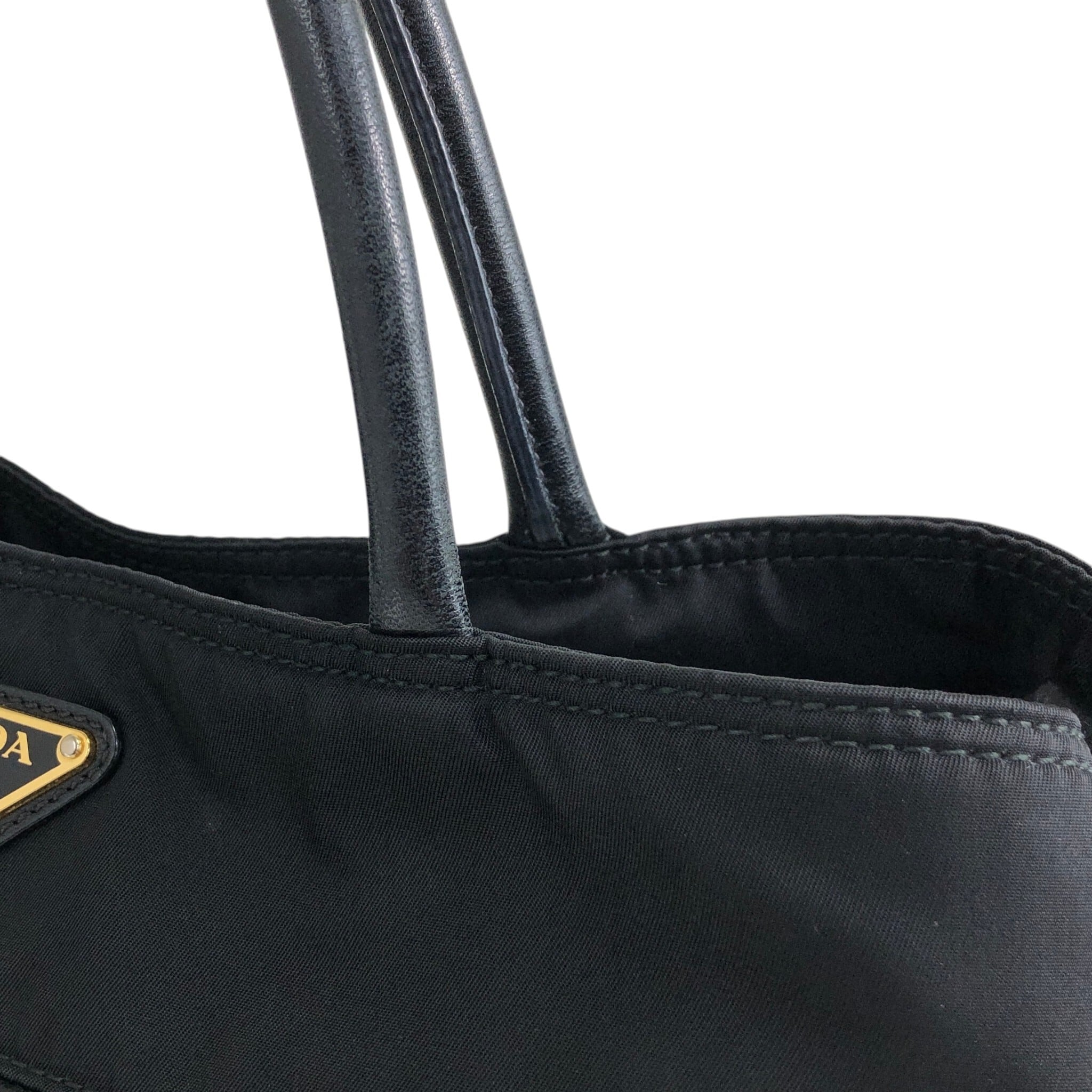 PRADA プラダ ショルダーバッグ ブラック トライアングルロゴ ナイロン