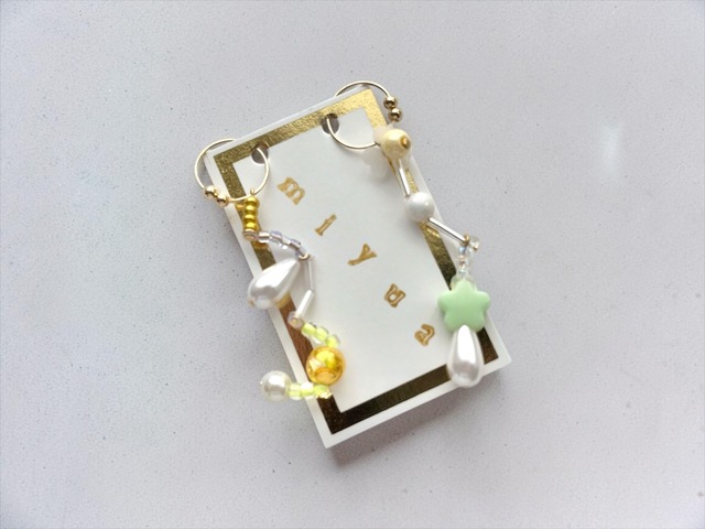 miyua 星座のイヤリング