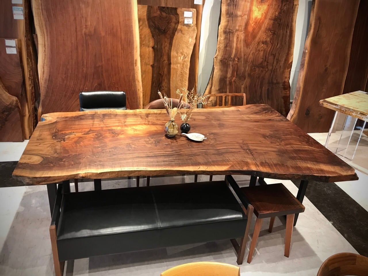 1枚板 クラロウォールナット_2100×1300-1040-970×50_横浜元町店_