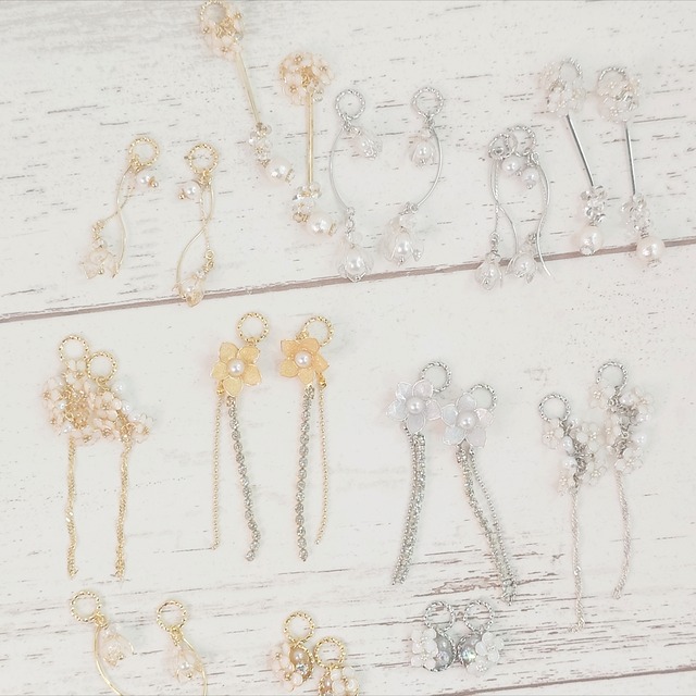 【選べるセミオーダー】フラワーチャームイヤーアクセサリー