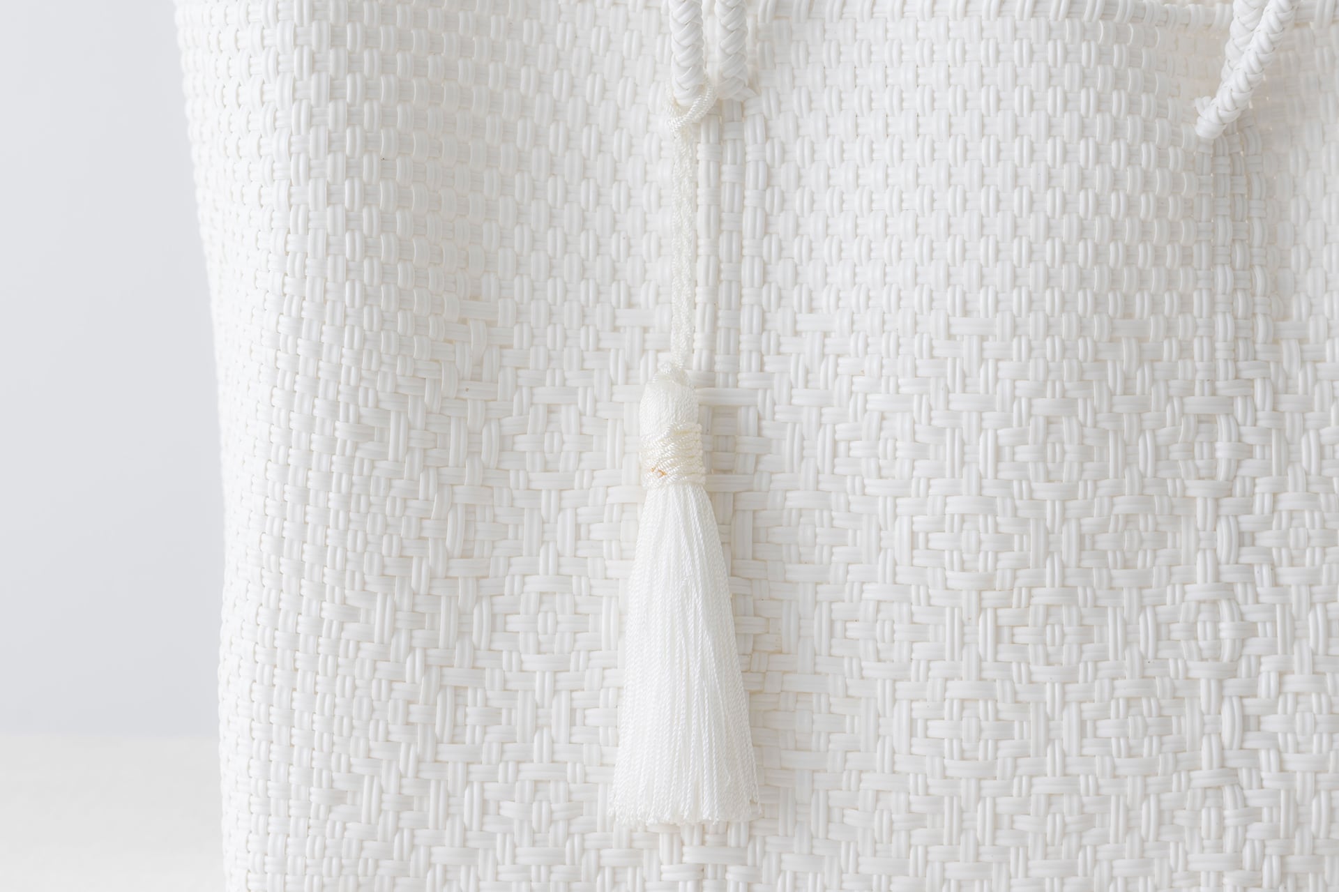 真藤舞衣子さん×天然生活 メルカドバッグ・タッセル付き 大 | 天然生活