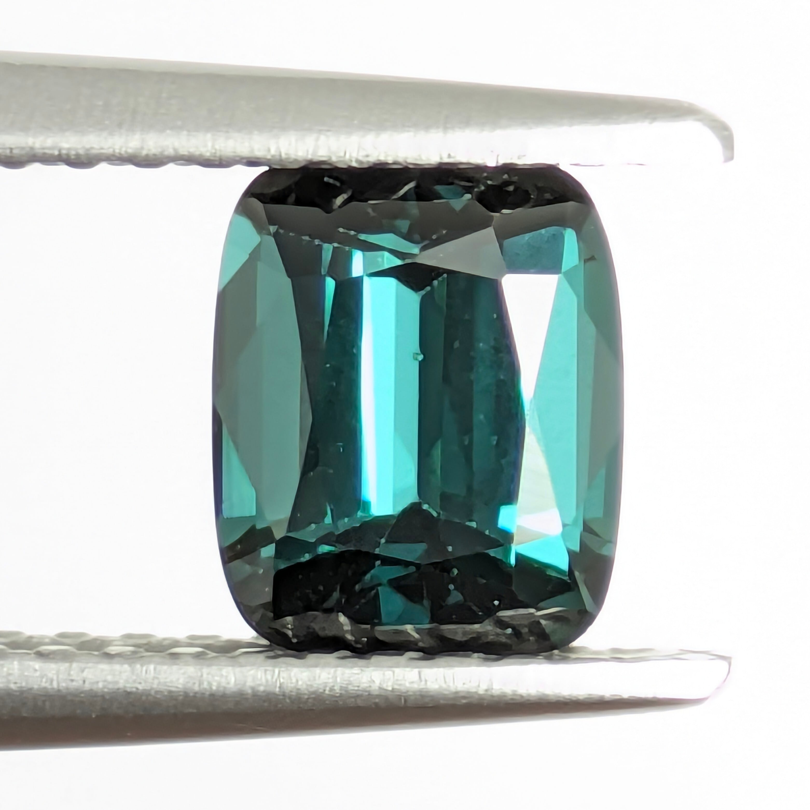 トルマリンルース【0.98ct】PRO208647 | Gem's Subculture