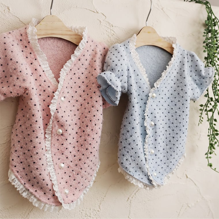 baby dot cardigan S ~ XL 2color / 犬服 秋冬 可愛い 犬の服 トップス ドッグウェア アンゴラ カーディガン もこもこ 暖かい 室内服 小型犬 中型犬 お揃い 韓国ワンコ服 アウター