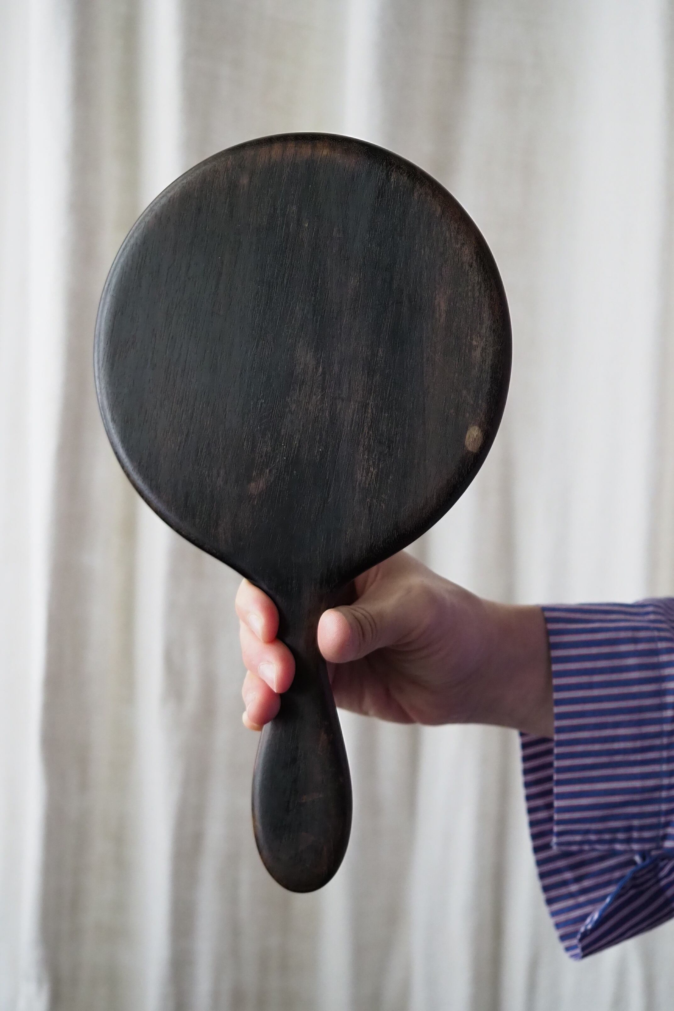 黒い柄の手鏡-antique hand mirror | アンティーク.ヴィンテージ家具