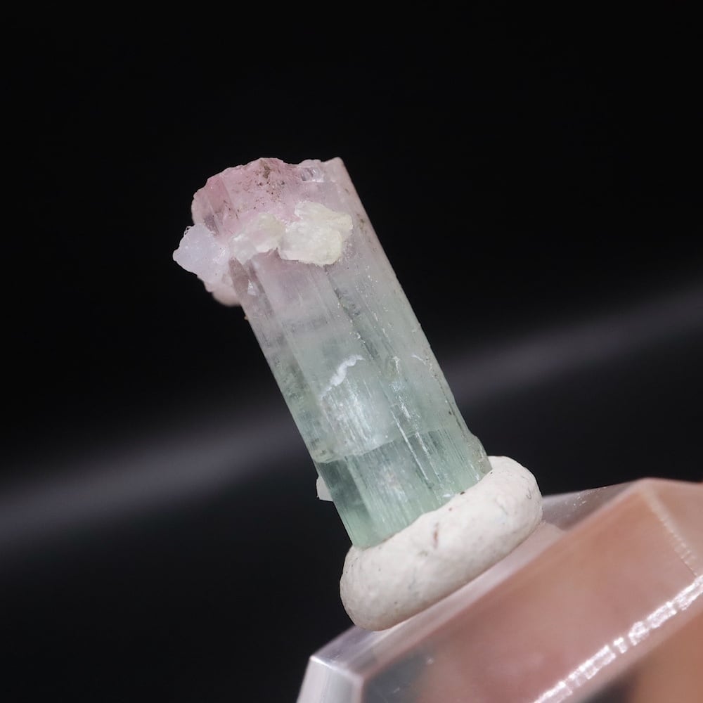 バイカラートルマリン 電気石 カリフォルニア産 1.2g T824 鉱物 天然石
