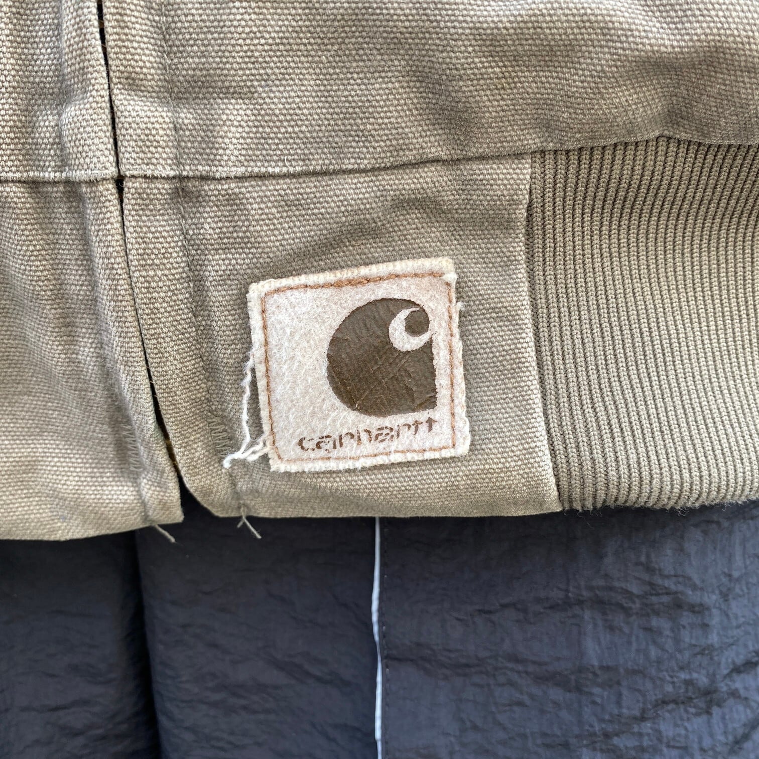 Carhartt J102DES ブラウン カーキ 90年代 Carhartt カーハート J102DES ダック地 ワークジャケット