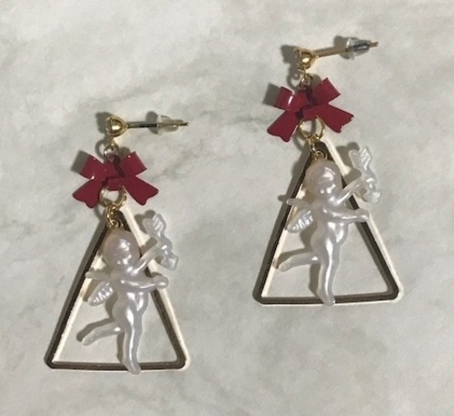 キューピッドピアス