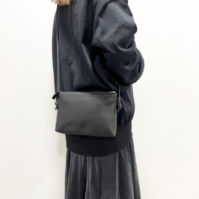 【日本製×日本レザー】カウレザーレザー ミニショルダーバッグoblong 6733