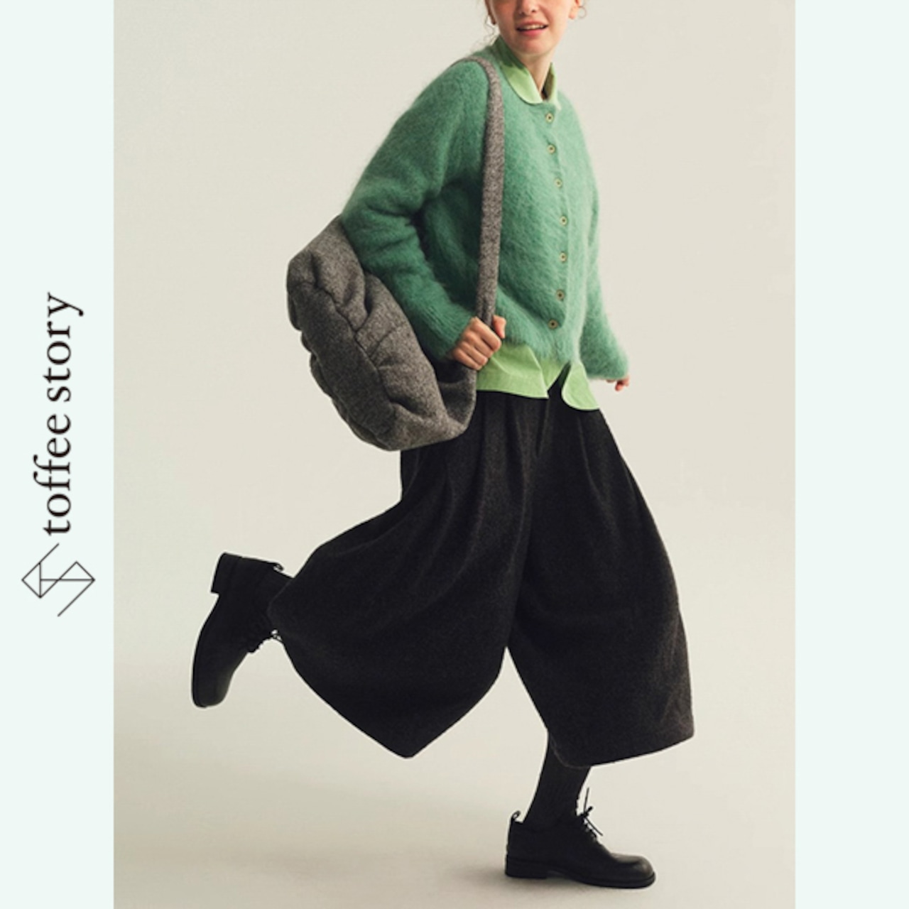 【2color】静かな余韻をまとうクロップドパンツ 《P0295》