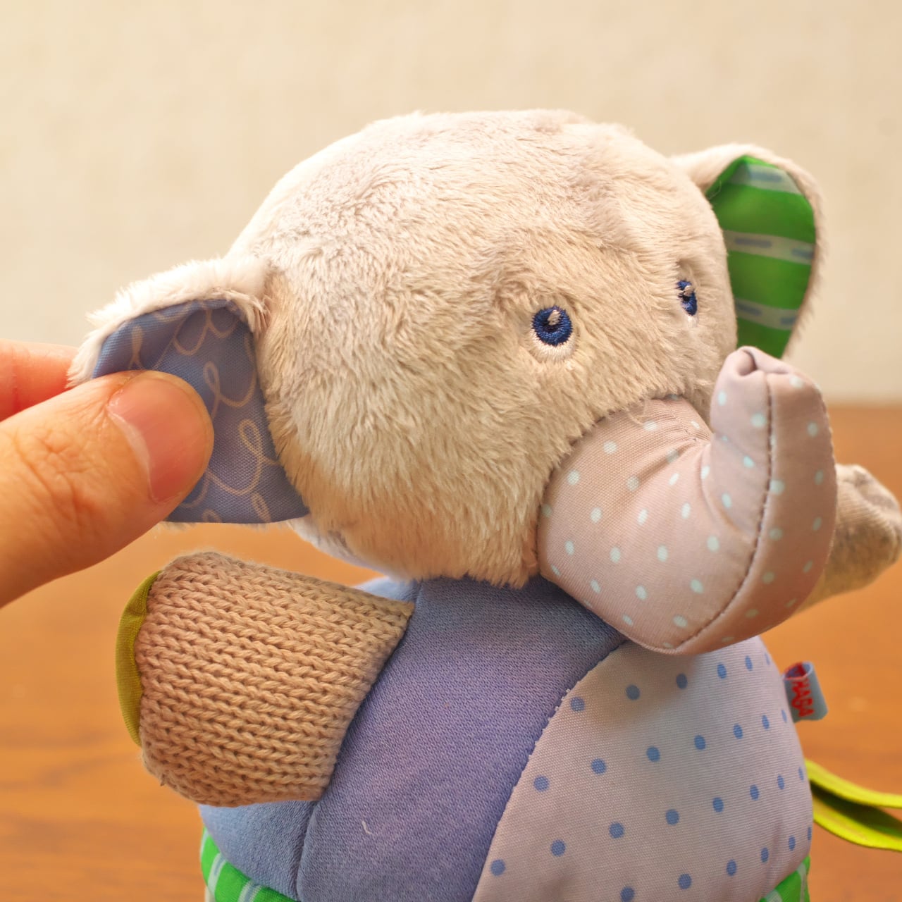 HABA おきあがり人形 エレファント | 木のおもちゃ専門店 おもちゃ箱