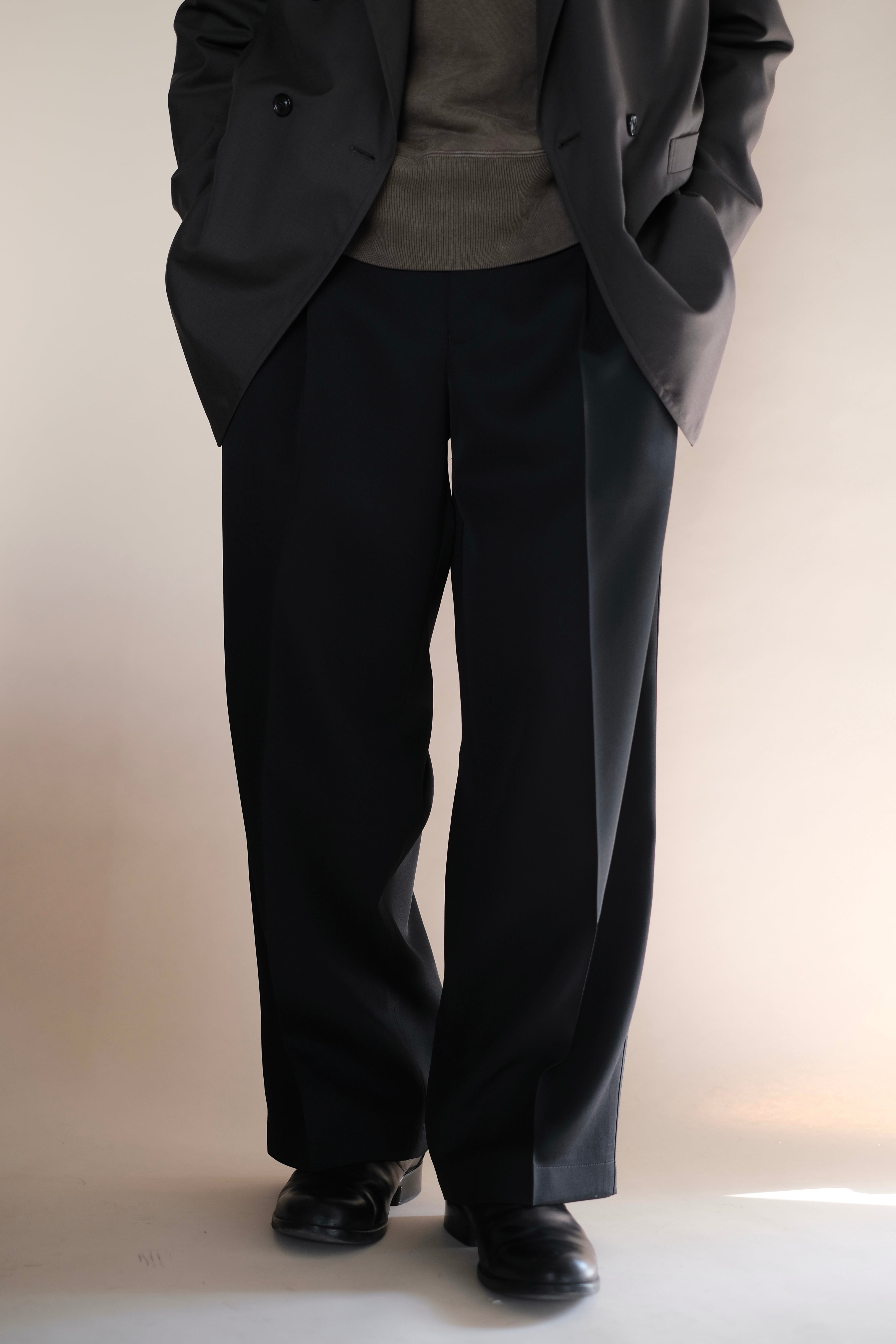 Graphpaper / Scale Off Wool Wide Slacks | LIVING