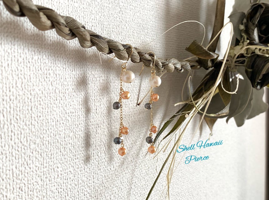 淡水パールのスリーカラーロングピアス(オレンジ) | ハンドメイド