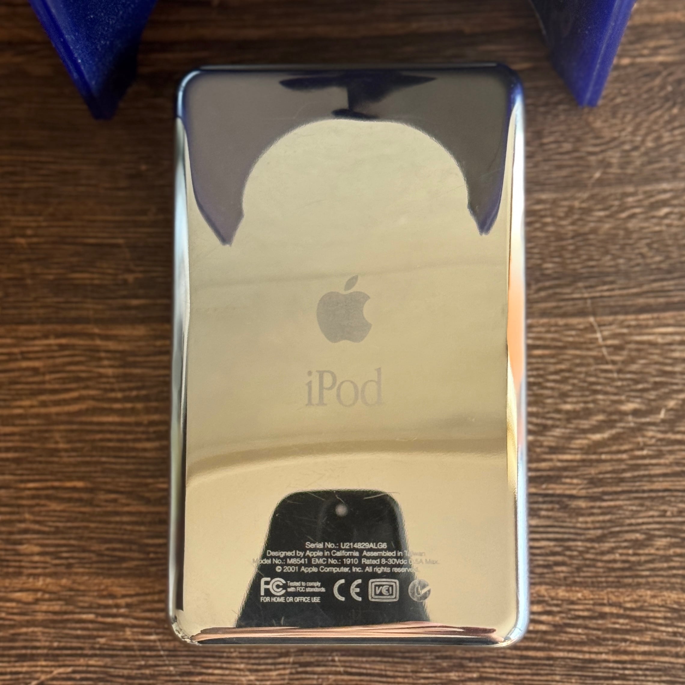 超初期ロット激レア】Apple 初代 iPod 5GB | 新品バッテリー交換済み
