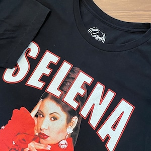 【SELENA】セレーナ 音楽Tシャツ フォトプリント アーチロゴ M us古着