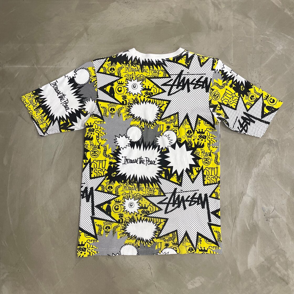 STUSSY ステューシー吹き出し 漫画 総柄 Tee | PAY ID