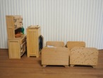 木製 キッチンキャビネット・冷蔵庫・ベッド 4点セット、おまけ小物付き 画像4