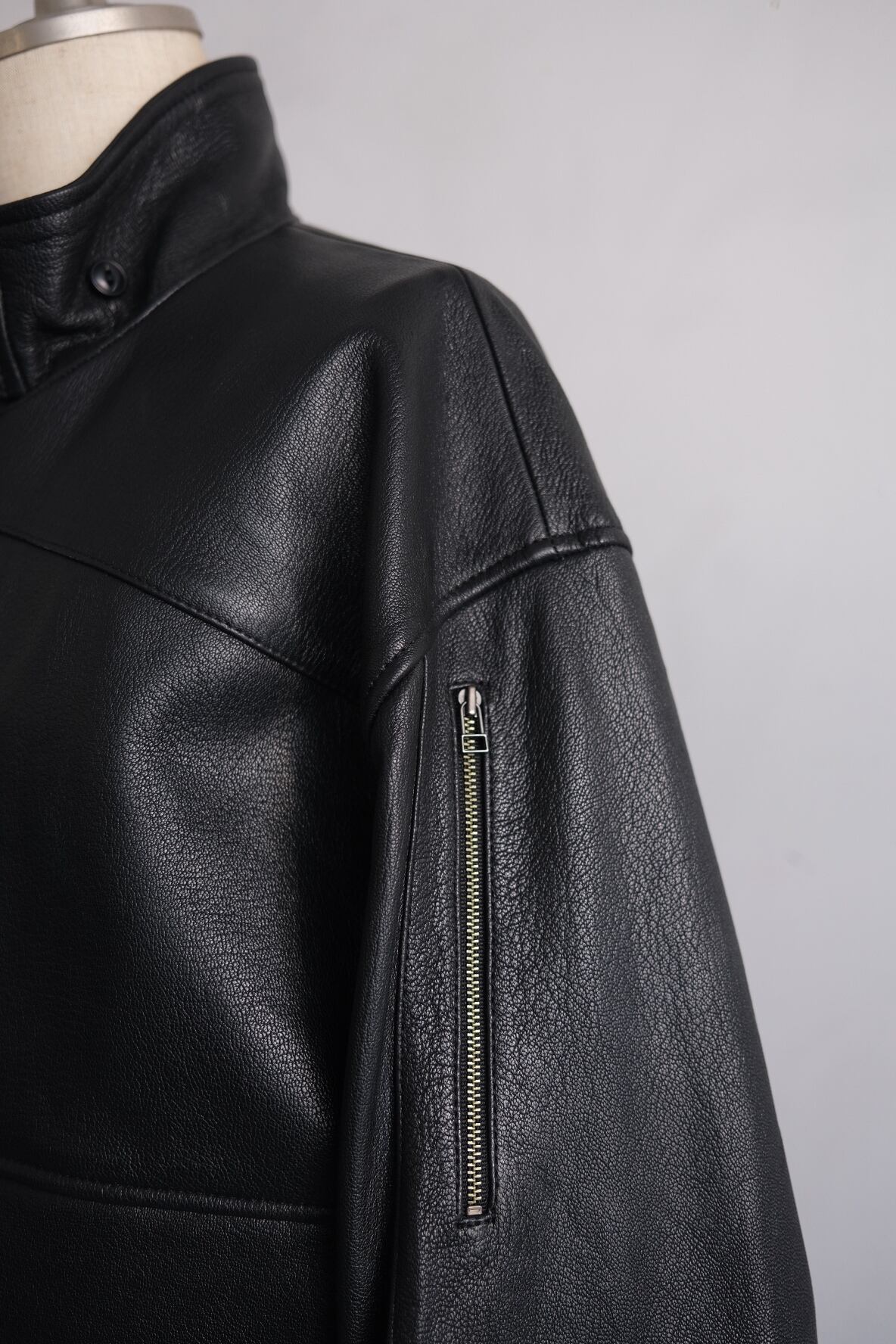 CCU”BOMBER JACKET” | Lapel online store