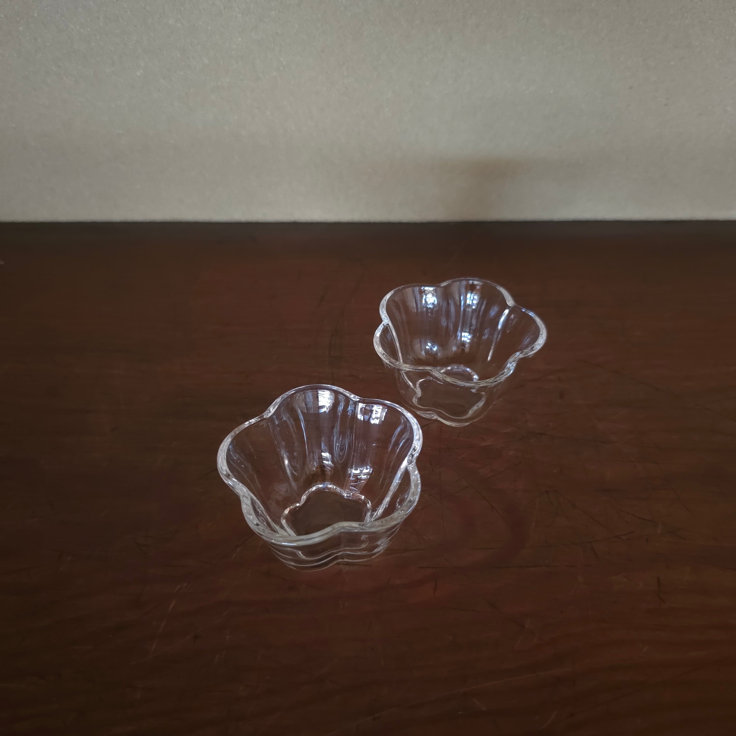 ガラス製茶杯 梅 | SHIROIRO