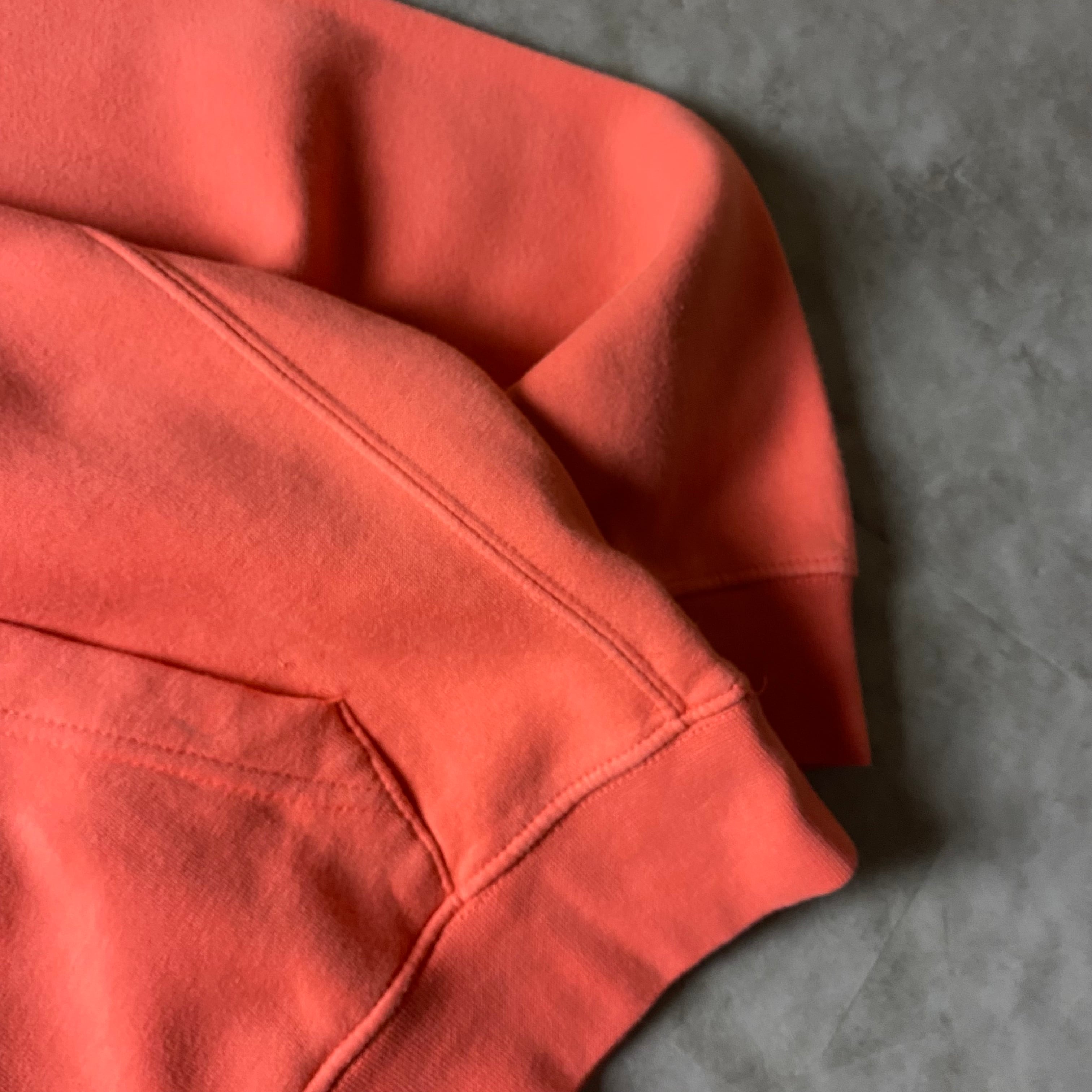 NIKE 刺繍ロゴ パーカー 花 蝶 センターロゴ ピンク ナイキ 花柄