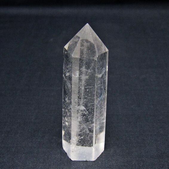 水晶 六角柱 ポイント 置物 一点物 142-11040
