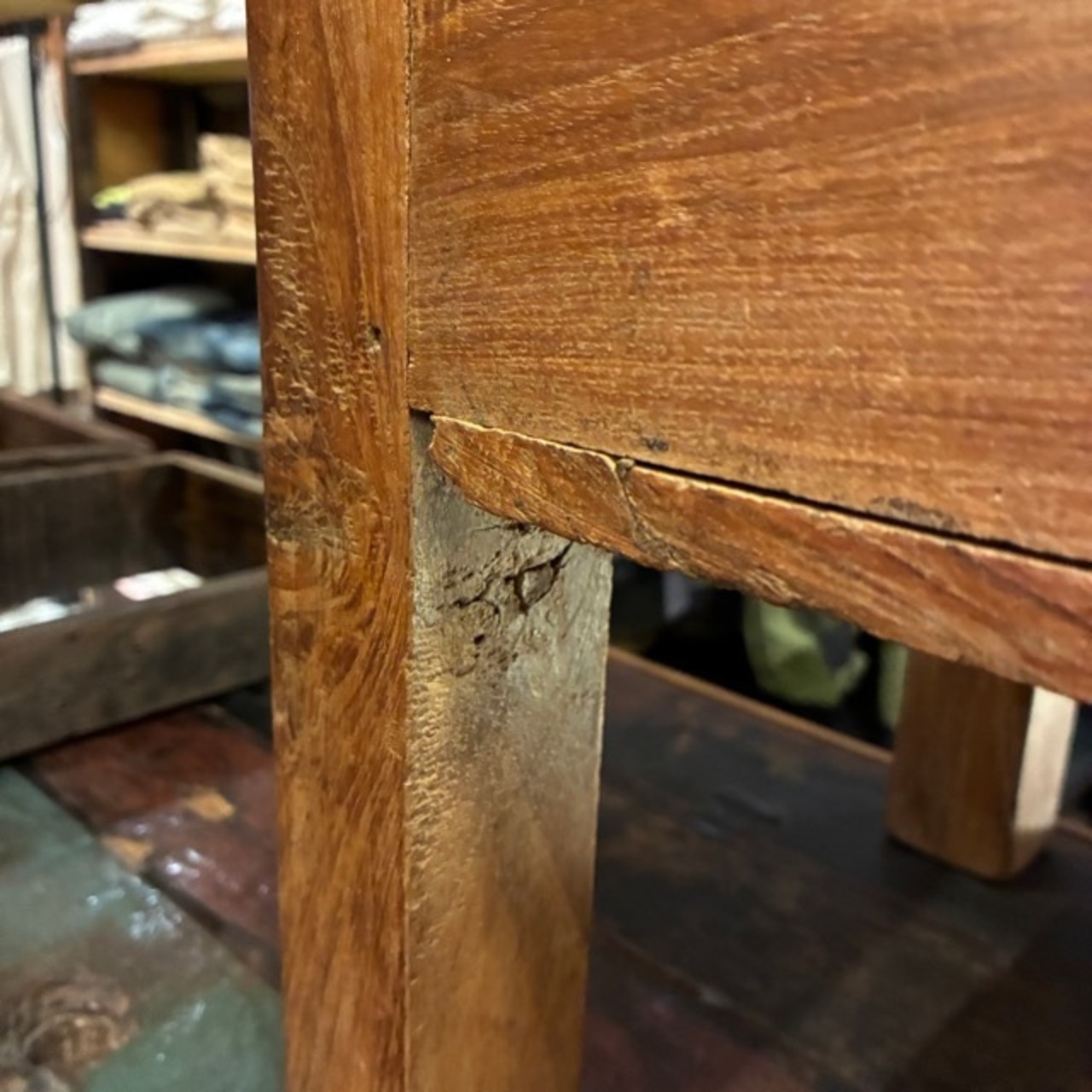 India Writing table / インド ライティングテーブル 一点もの ハンドメイド アンティークウッド アンティーク調 手作り 作業机 デスク テーブル サイドテーブル 置物 インテリア 店舗ディスプレイ