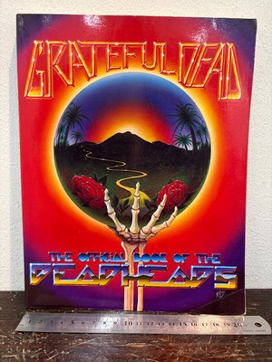 GRATEFUL DEAD  THE OFFICIAL BOOK OF THE DEADHEADS