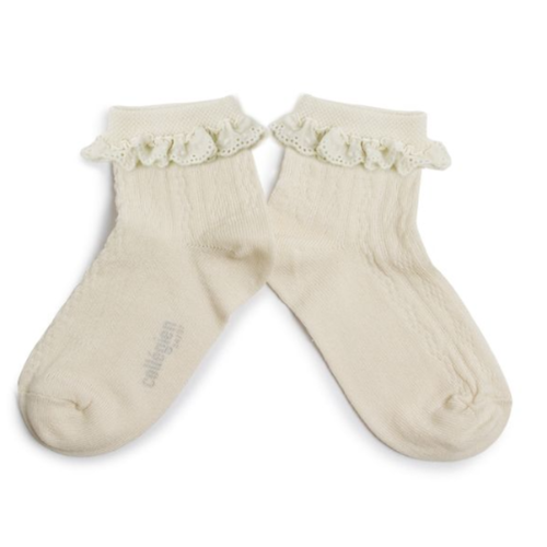 Collegien - Marie-Antoinette Lightweight Pointelle Socks with Broderie Anglaise / Doux Agneaux