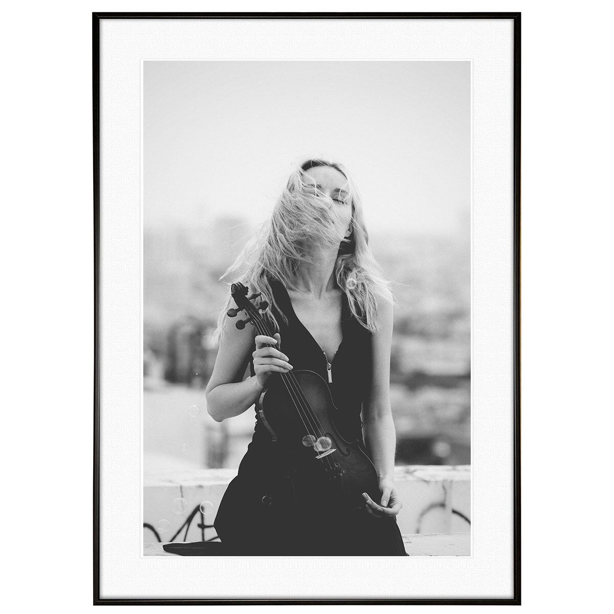 人物の写真 こちらを見つめる女性 インテリアモノクロアートポスター額装 AS2257