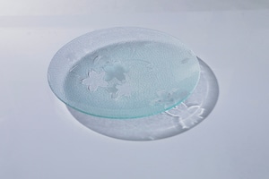 昭和型板ガラス「さくら」　皿　円形　大（Φ180mm）
