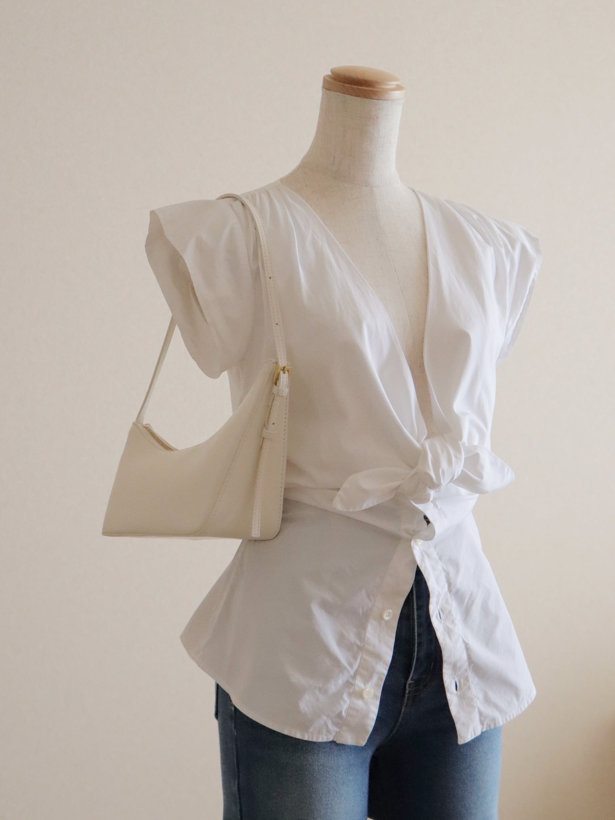 ●made in ITALY Dsquared2 front ribbon detail blouse