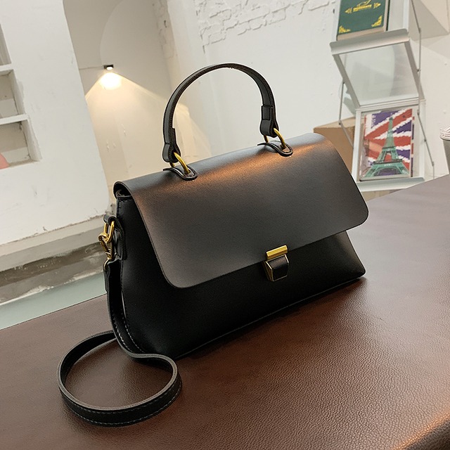 オータムウィンターレッド 秋物 冬物 ハンドバッグ メッセンジャーバッグ 手作りハンドバック54074898307