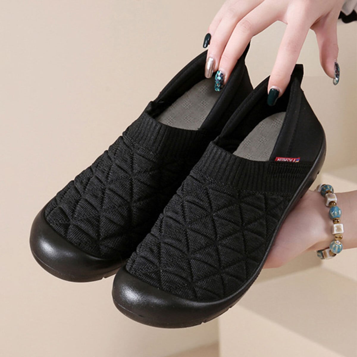 スリッポン ニット スニーカー レディース 春夏秋 韓国 シューズ 通気性 軽量 通勤 通学 学生 大人 カジュアル シンプル 歩きやすい 履きやすい 疲れにくい ウォーキング ジョギング 大人可愛い 大人女子