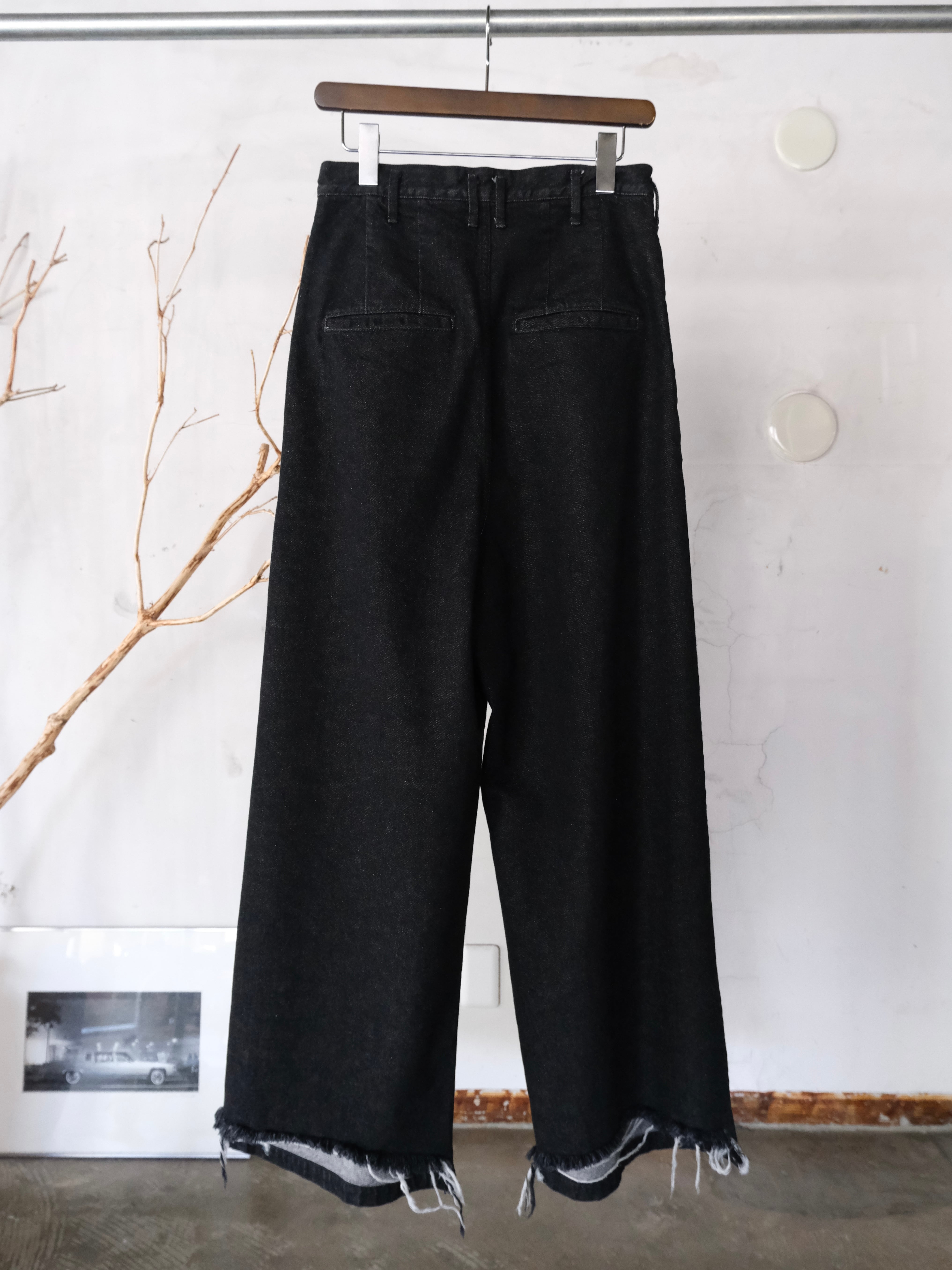 SOSHIOTSUKI HI WAIST バギーデニムパンツ SOSHIOTSUKI: ブルー Hi Waist デニム バギージーンズ | SSENSE 日本