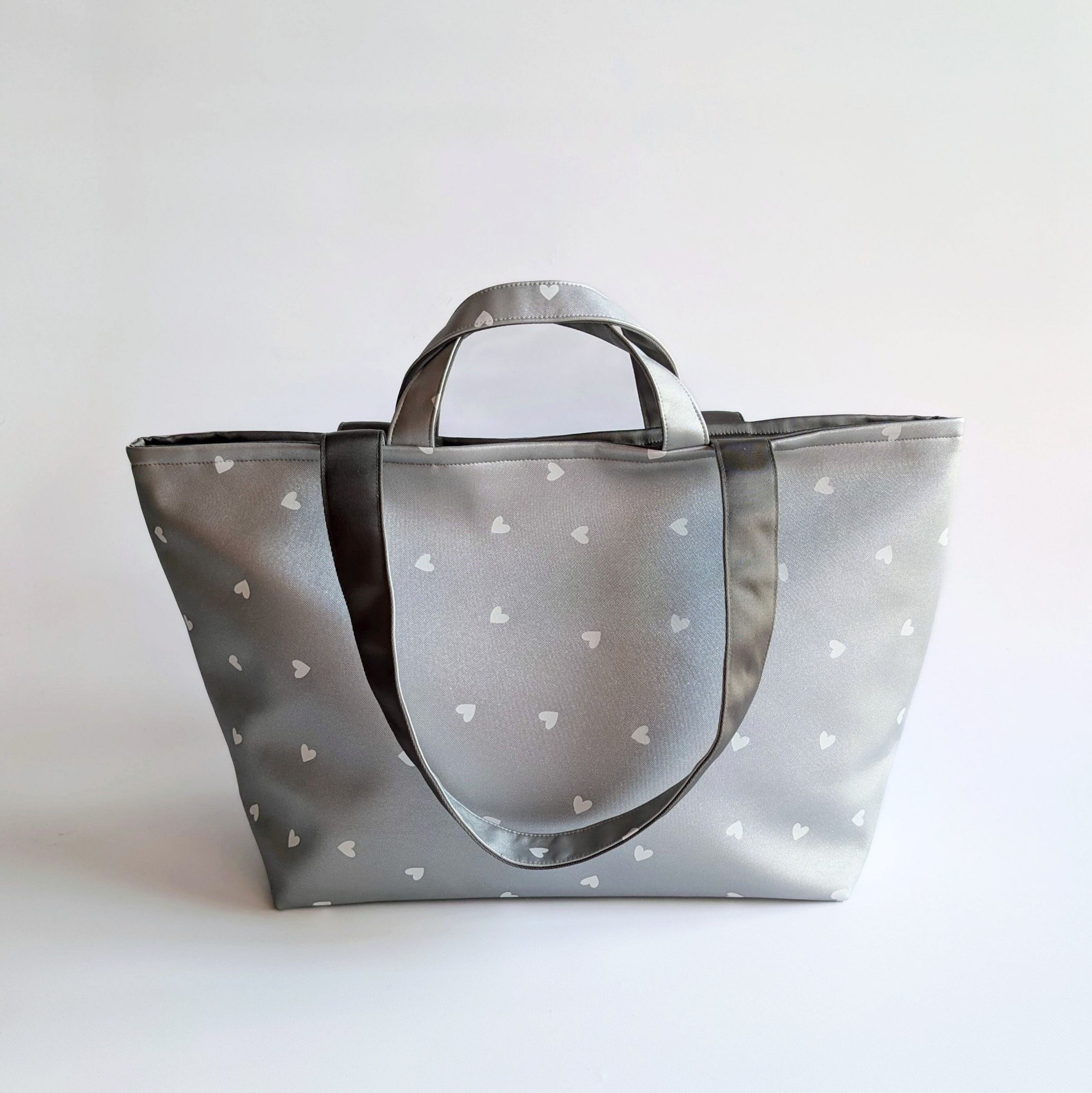 Kirara  BIG tote Bag（シルバー×白ハート）