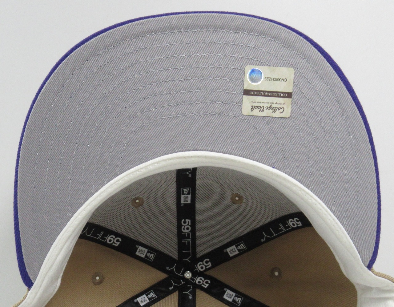 NEW ERA 59fifty　Washington Huskies　ワシントン・ハスキーズ　Tan×Purple