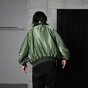 Leh (レー)Bonber Jacket、Wrap Wide Slacksコーディネート