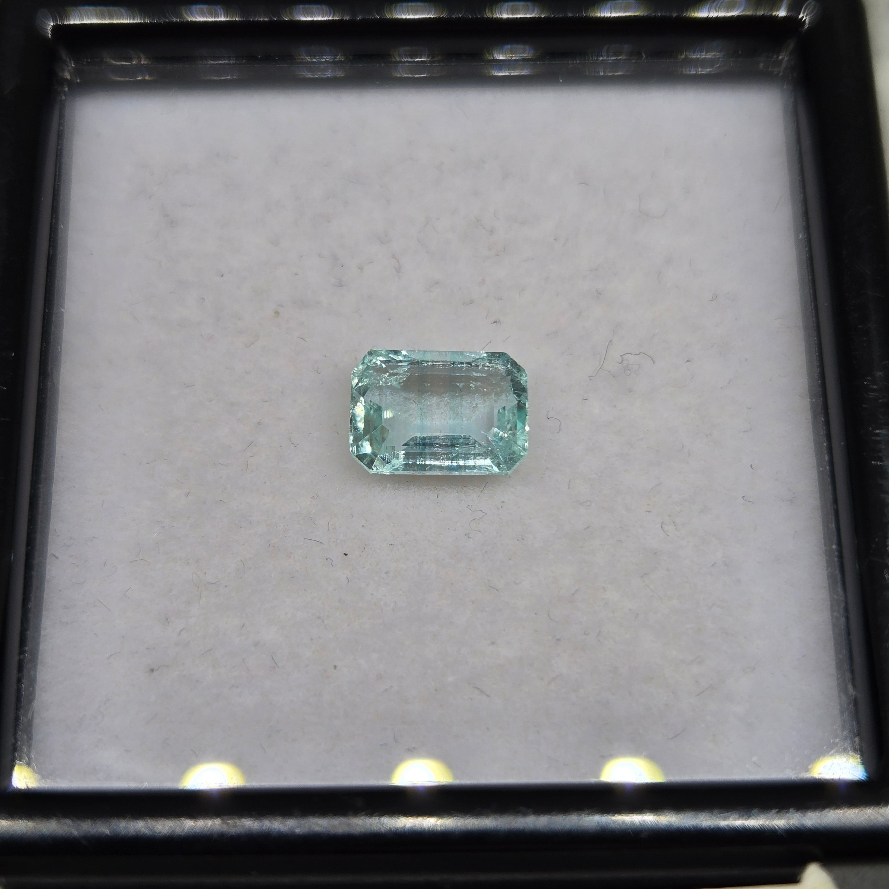 天然ベリル バイカラー・ベリル 1.344ct 7.72×5.67×3.82㎜ | たんざ屋
