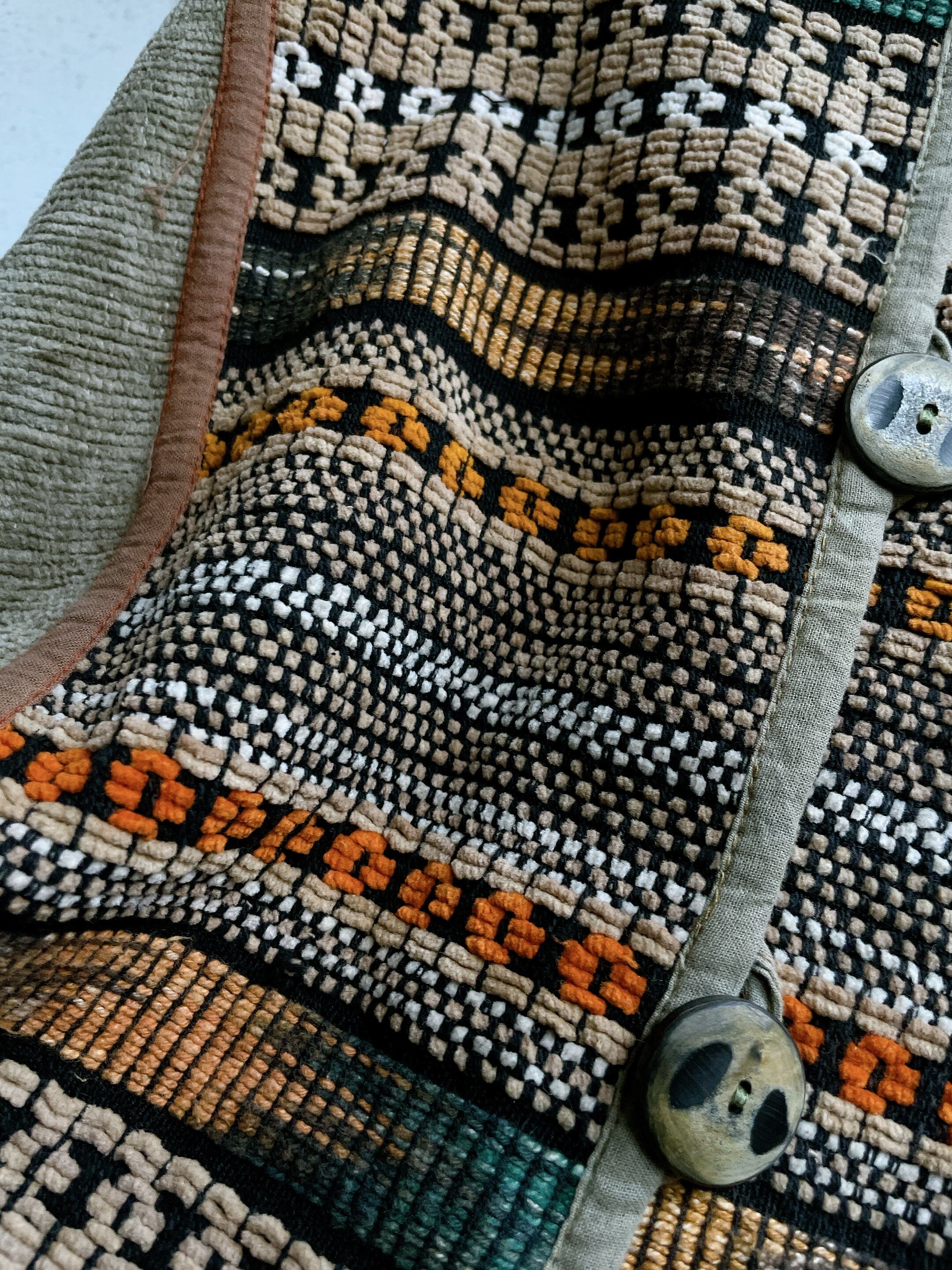 Ethnic line embbossed collarless vintage corduroy jacket