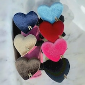 ベロアハートシュシュ