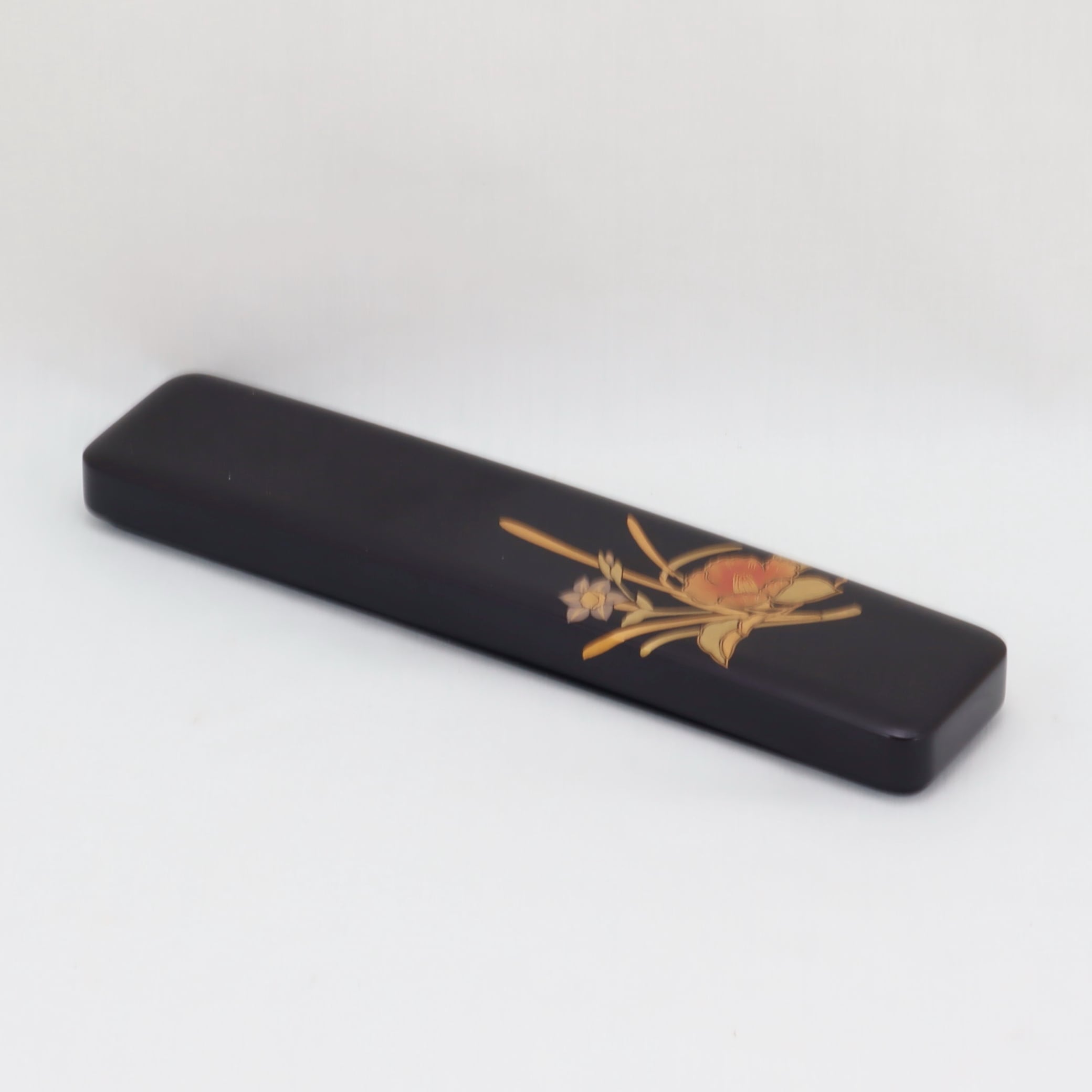 702-1 輪島塗 箸箱／黒塗／水仙に椿蒔絵 | 輪島塗 加藤漆器店 公式