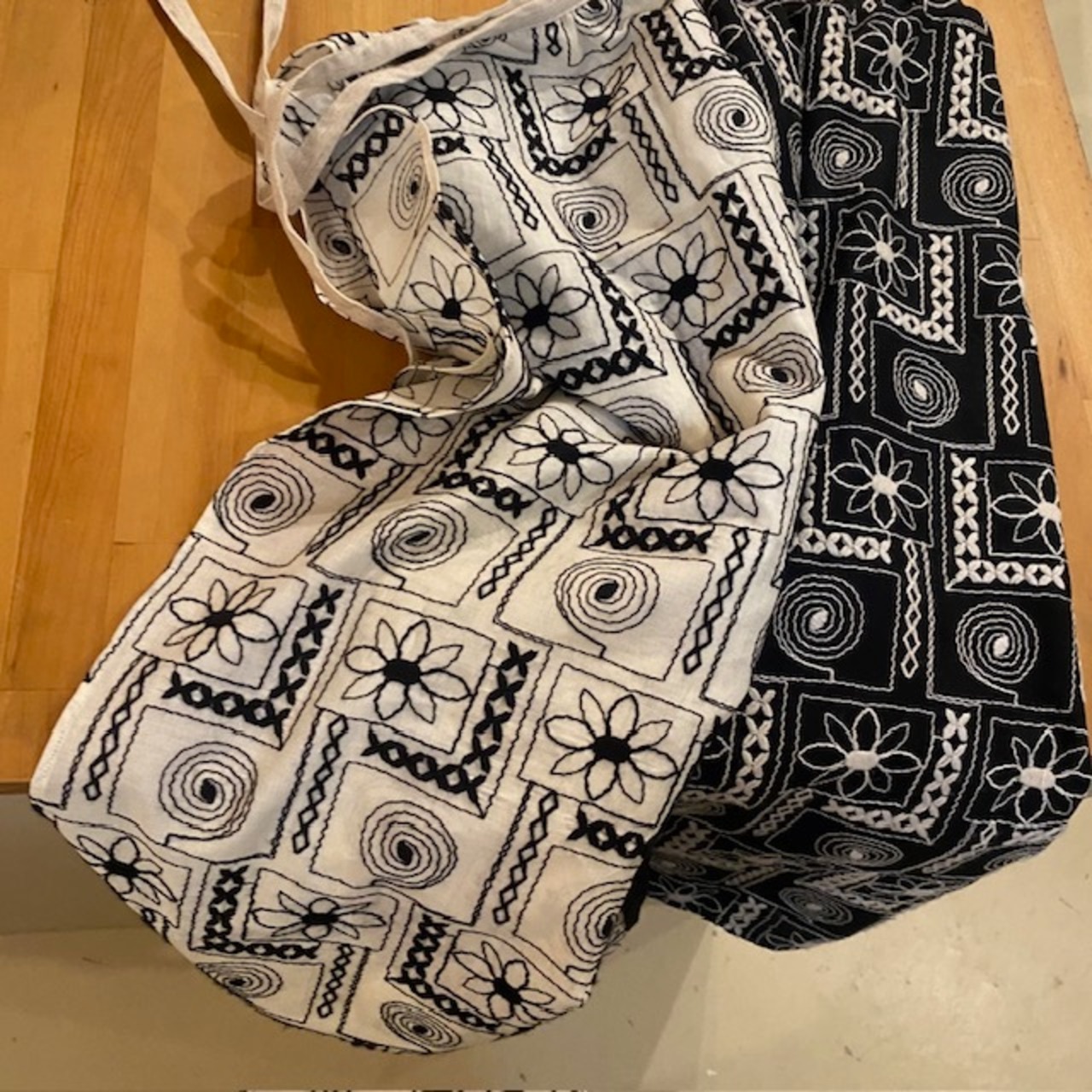 【即売品】prele : ラップスカート刺繍